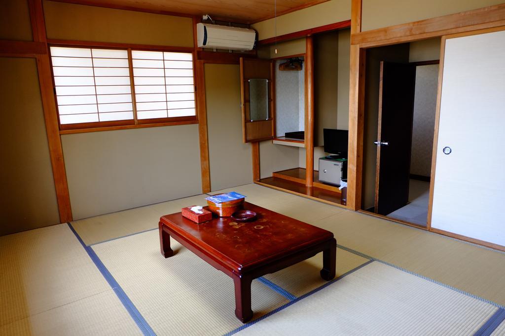 Komaya Ryokan Fujikawaguchiko Room photo